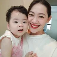 事業開発者 渡邉愛さんとお子さん